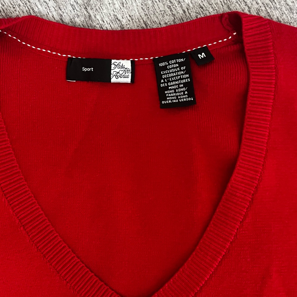 Saks Fifth Avenue Short Sleeve V-Neck Sweater - Picture 4 of 4